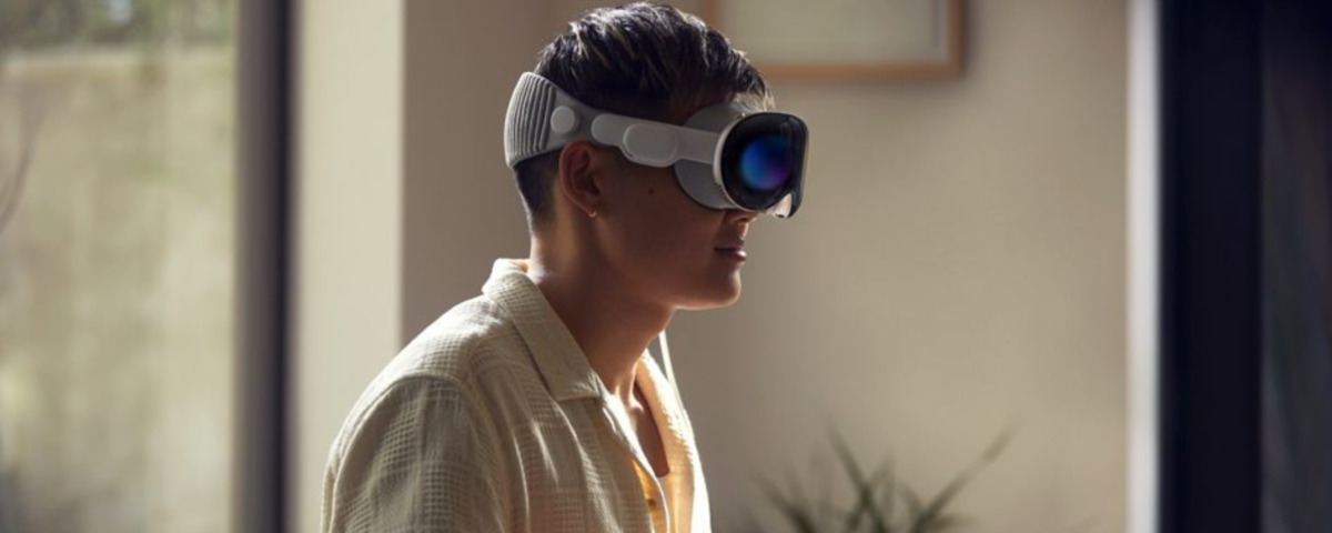 Vision Pro: Apple’s New Augmented Reality Headset Unveiled – Level ...